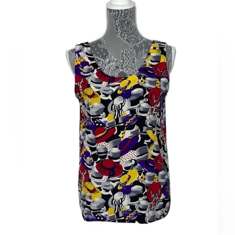 Silk reversible tank top. Colorful hat print &  small‎ red polka dots on black.